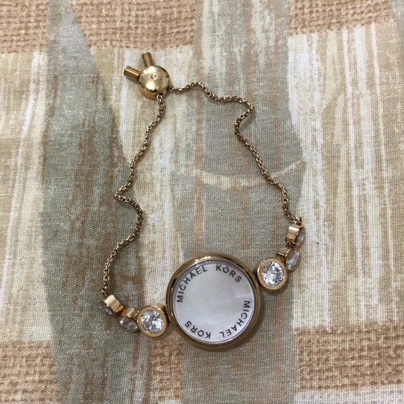 Bracelet, Anklet, & Necklace Bundle - Picture 3 of 7